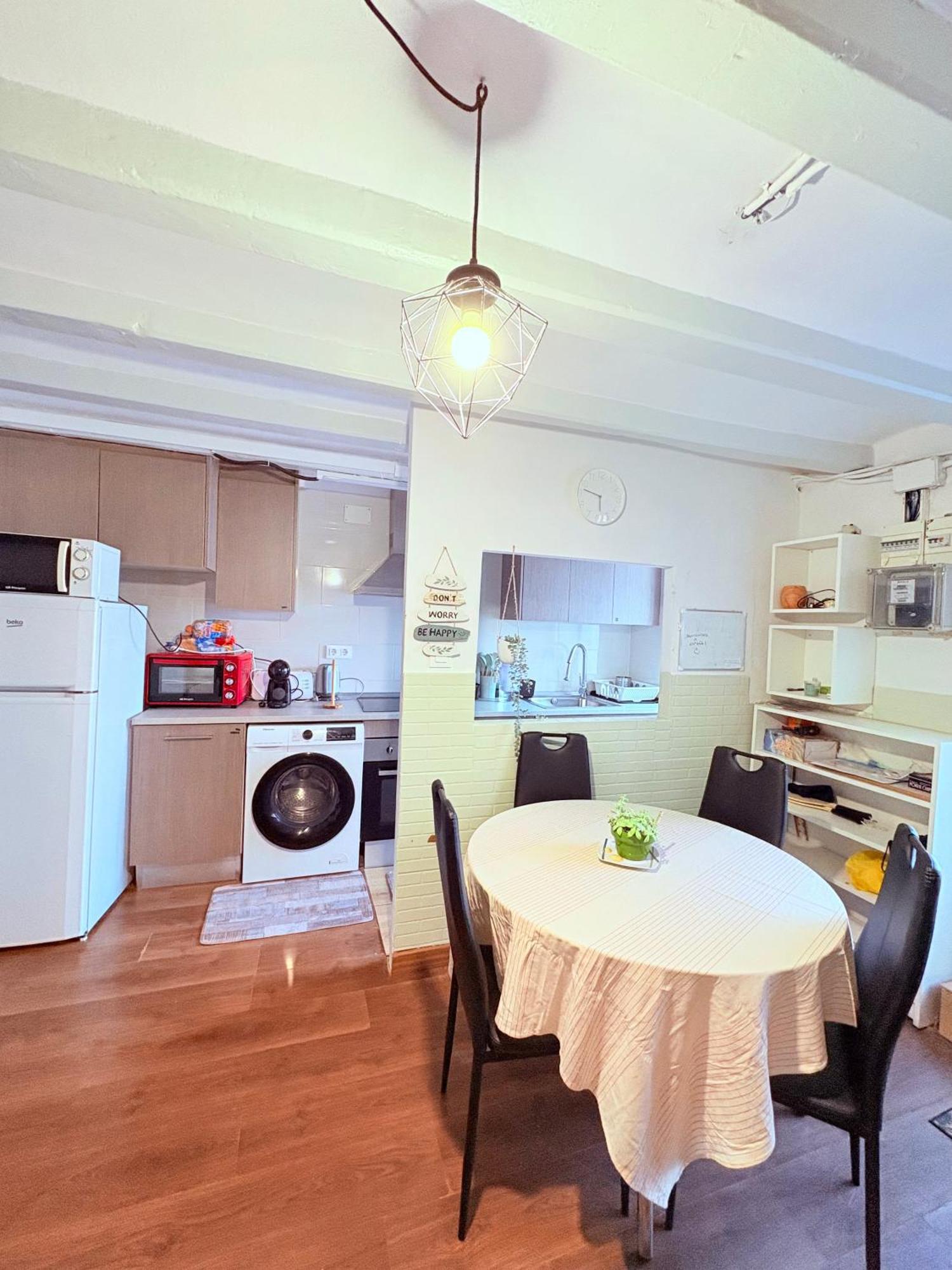 Stunning Flat For 6 People 3 Blocks From The Beach Plus Welcome Breakfast Barcelona Exterior foto